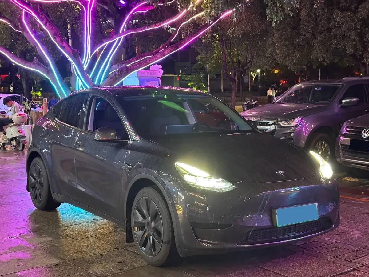 2024 Iveco OuSheng BEV 77.28KWH,autocango,china used car exporter,china ev exporter,chinese used car exporter,chinese used ev exporter