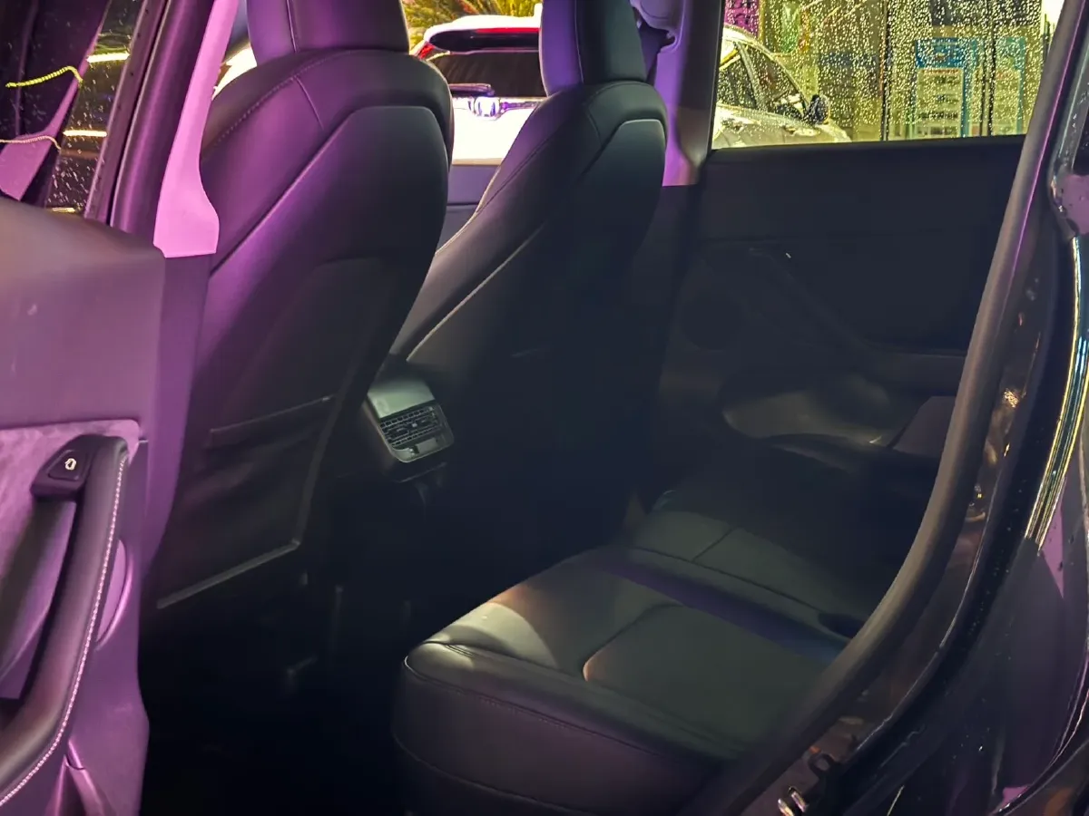 2024 Iveco OuSheng BEV 77.28KWH,autocango,china used car exporter,china ev exporter,chinese used car exporter,chinese used ev exporter