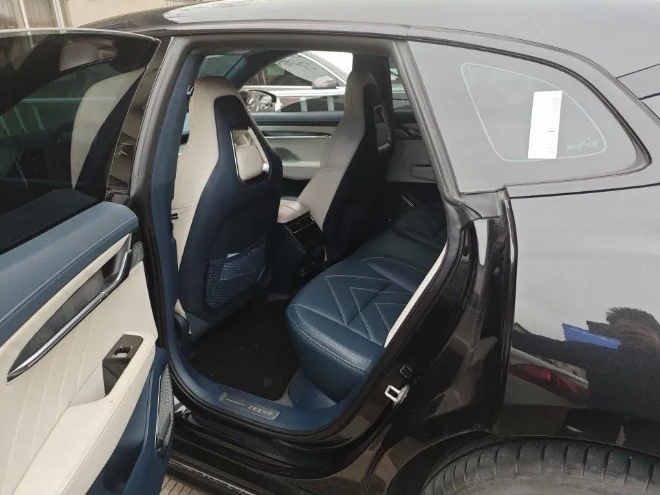 2022 Zeekr 001 BEV 86KWH,autocango,china used car exporter,china ev exporter,chinese used car exporter,chinese used ev exporter