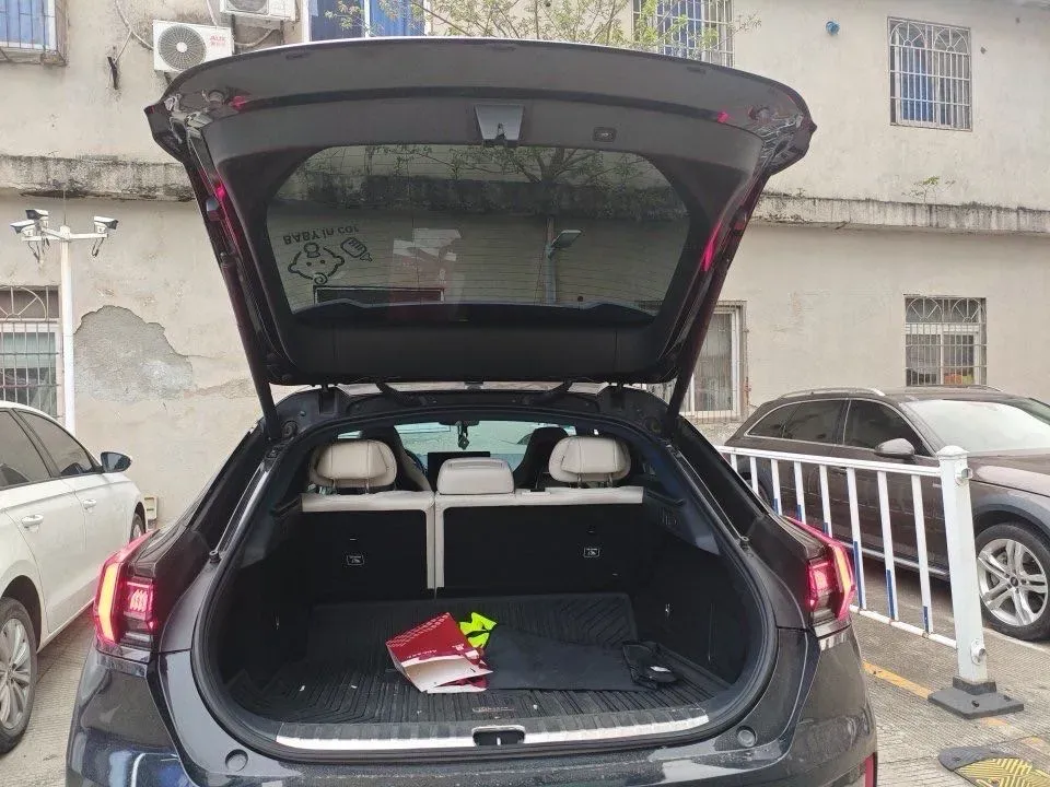 2022 Zeekr 001 BEV 86KWH,autocango,china used car exporter,china ev exporter,chinese used car exporter,chinese used ev exporter