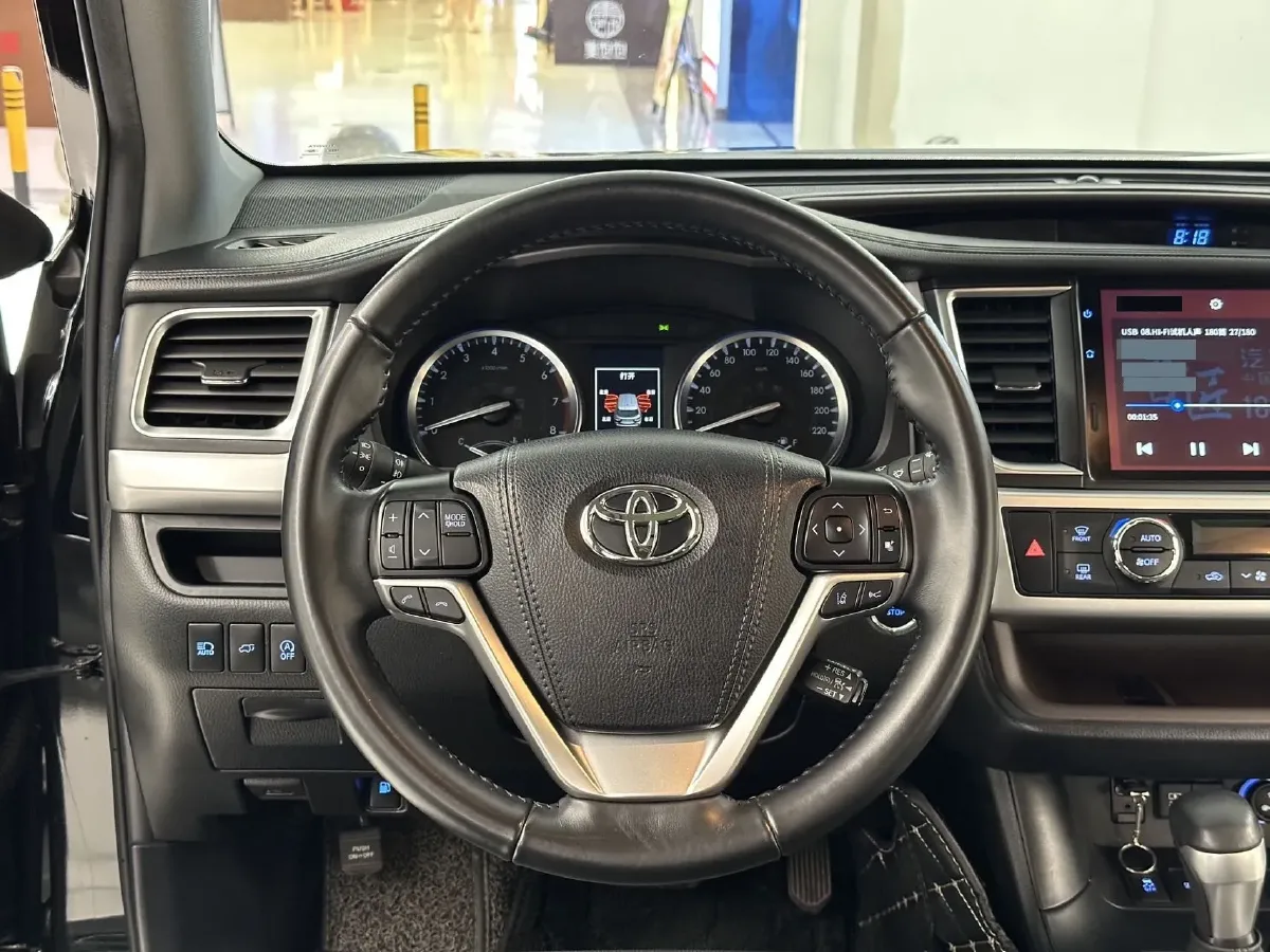 2021 Toyota Highlander 2.0T 220HP L4 6AT,autocango,china used car exporter,china ev exporter,chinese used car exporter,chinese used ev exporter