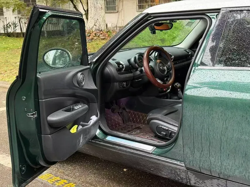 2018 Jeep Grand Commander 2.0T 234HP L4 9AT,autocango,china used car exporter,china ev exporter,chinese used car exporter,chinese used ev exporter