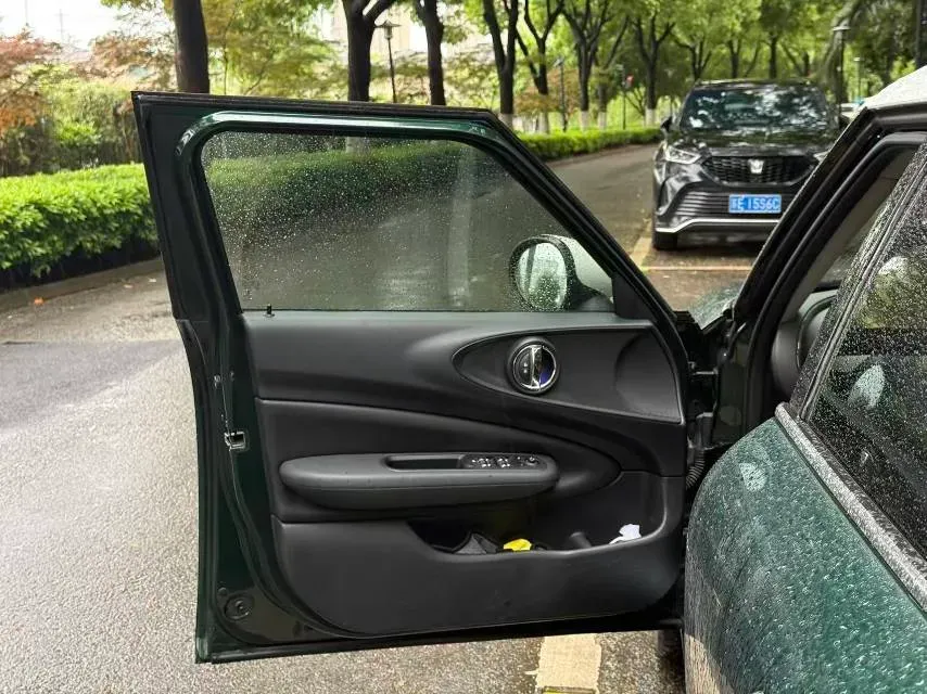 2018 Jeep Grand Commander 2.0T 234HP L4 9AT,autocango,china used car exporter,china ev exporter,chinese used car exporter,chinese used ev exporter