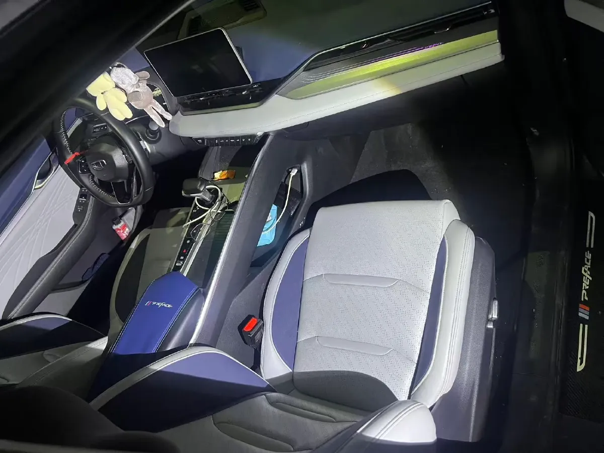 2021 Geely Preface 2.0T 190HP L4 7DCT,autocango,china used car exporter,china ev exporter,chinese used car exporter,chinese used ev exporter