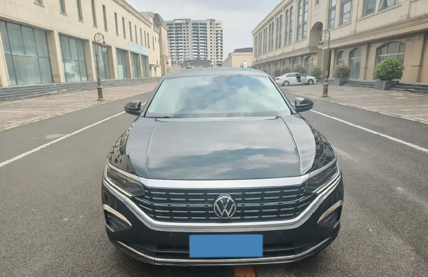 2024 Volkswagen Passat 2.0T 220HP L4 7DCT,autocango,china used car exporter,china ev exporter,chinese used car exporter,chinese used ev exporter