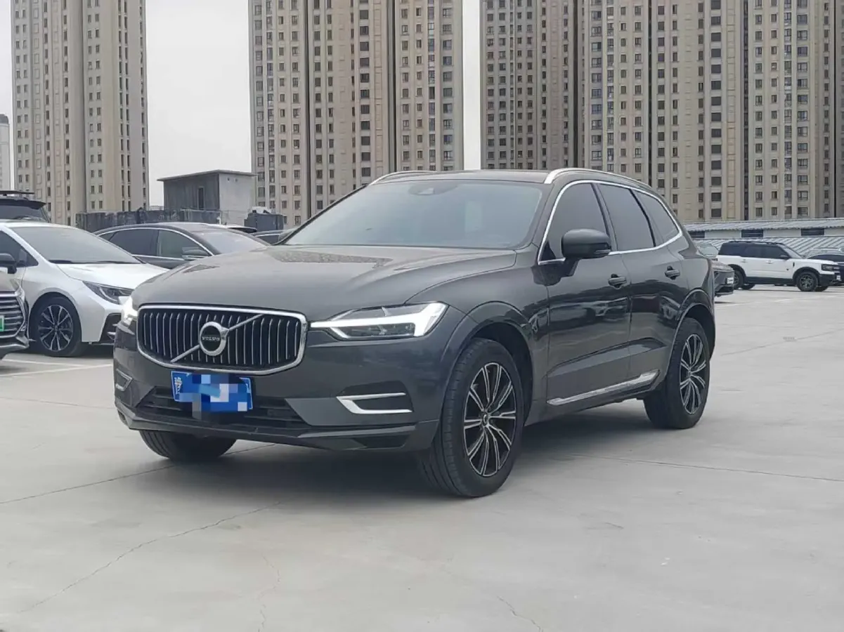 2020 Volvo XC60 2.0T 254HP L4 8AT,autocango,china used car exporter,china ev exporter,chinese used car exporter,chinese used ev exporter