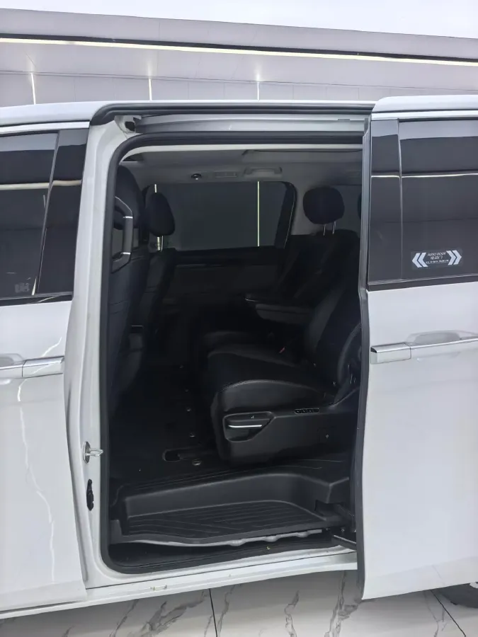 2024 GAC Trumpchi E8 2.0L 140HP L4 2DHT Hybrid,autocango,china used car exporter,china ev exporter,chinese used car exporter,chinese used ev exporter