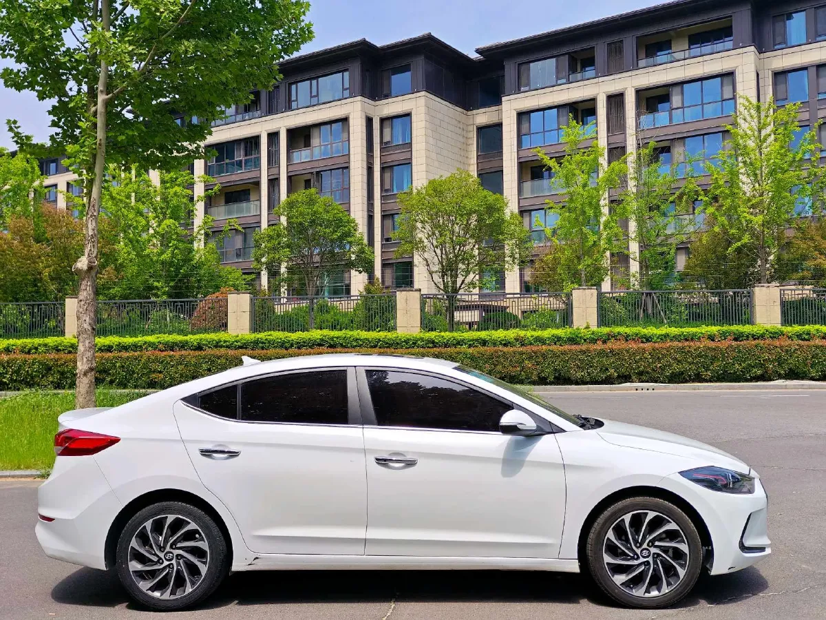 2020 Hyundai Elantra 1.5L 115HP L4 CVT,autocango,china used car exporter,china ev exporter,chinese used car exporter,chinese used ev exporter