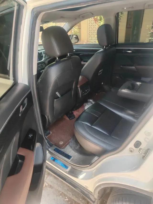 2019 GAC Trumpchi GS7 2.0T 252HP L4 6AT,autocango,china used car exporter,china ev exporter,chinese used car exporter,chinese used ev exporter