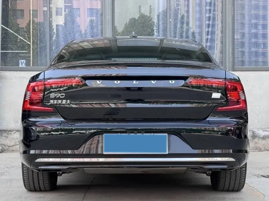 2022 Volvo S90 PHEV 2.0T 303HP L4 8AT PHEV 11.6KWH,autocango,china used car exporter,china ev exporter,chinese used car exporter,chinese used ev exporter