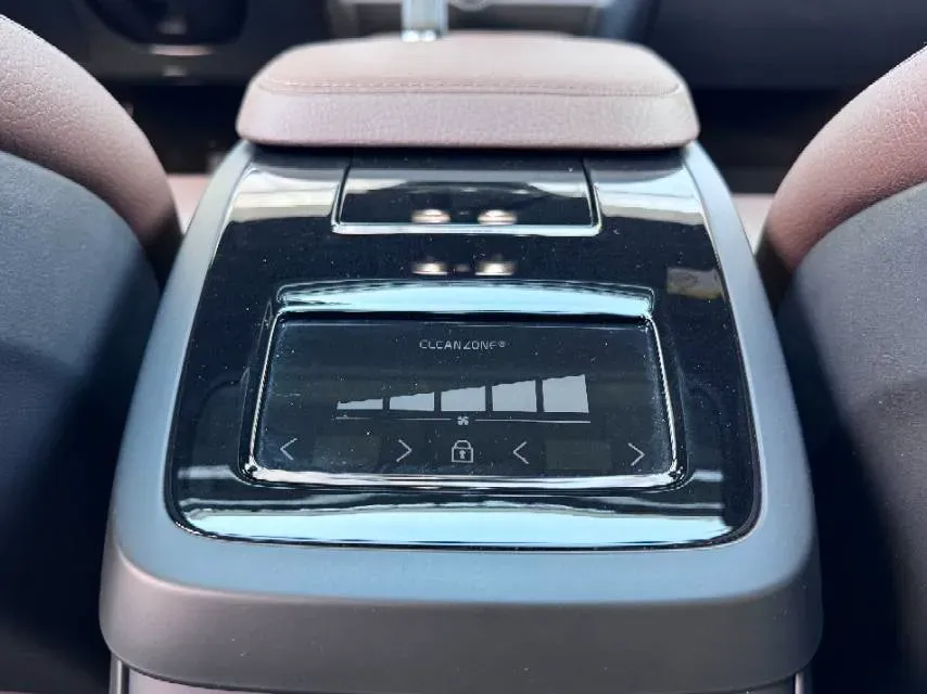 2022 Volvo S90 PHEV 2.0T 303HP L4 8AT PHEV 11.6KWH,autocango,china used car exporter,china ev exporter,chinese used car exporter,chinese used ev exporter