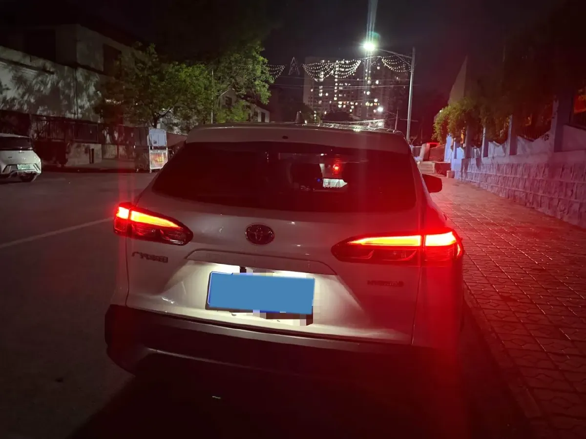 2024 Toyota Frontlander 2.0L 152HP L4 E-CVT Hybrid,autocango,china used car exporter,china ev exporter,chinese used car exporter,chinese used ev exporter