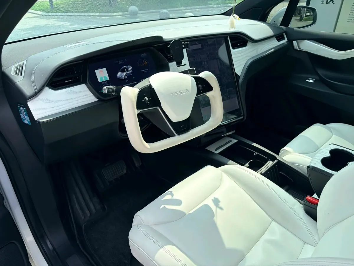 2017 Tesla Model X BEV 100KWH,autocango,china used car exporter,china ev exporter,chinese used car exporter,chinese used ev exporter