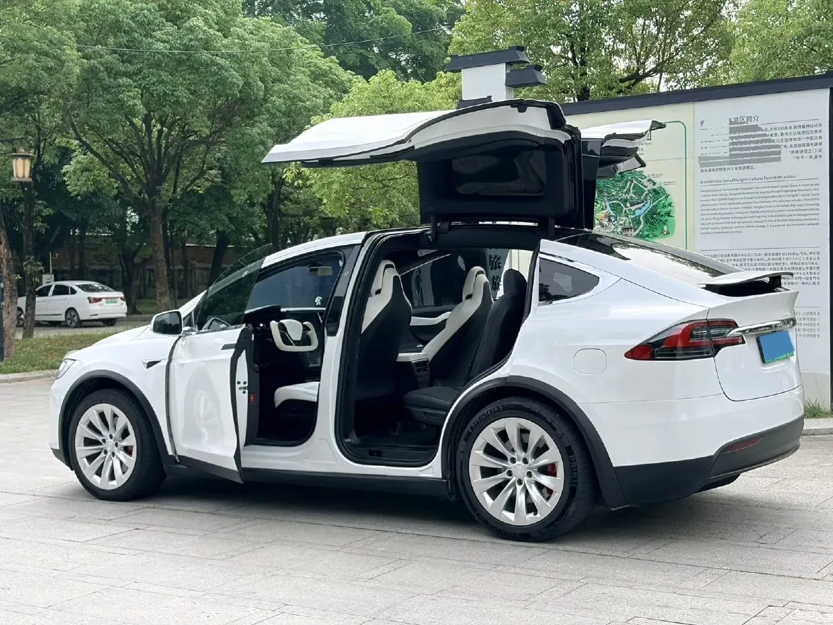 2017 Tesla Model X BEV 100KWH,autocango,china used car exporter,china ev exporter,chinese used car exporter,chinese used ev exporter