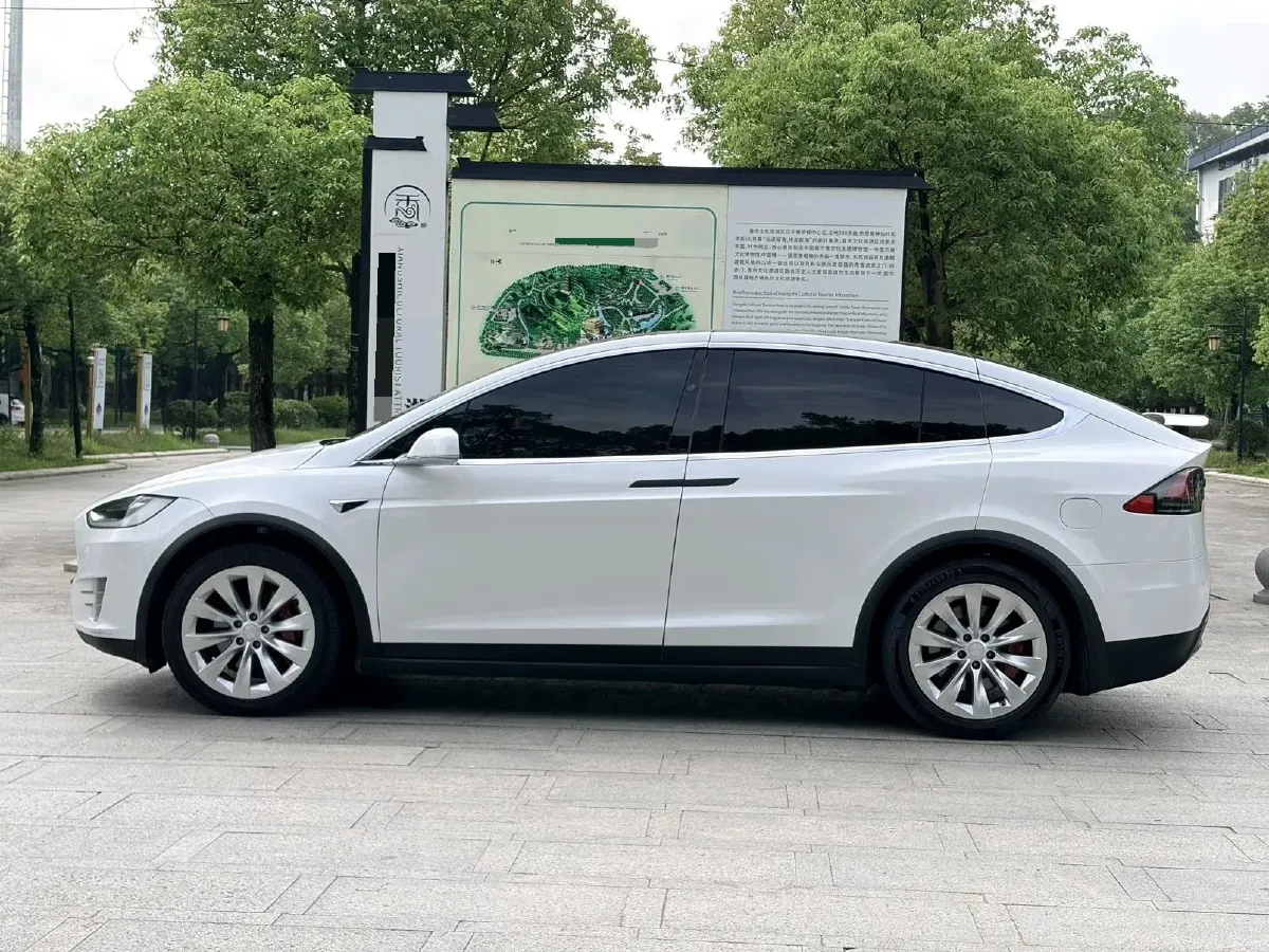 2017 Tesla Model X BEV 100KWH,autocango,china used car exporter,china ev exporter,chinese used car exporter,chinese used ev exporter