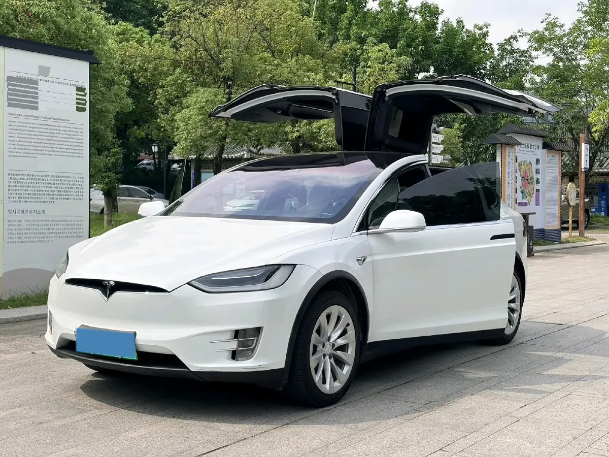 2017 Tesla Model X BEV 100KWH,autocango,china used car exporter,china ev exporter,chinese used car exporter,chinese used ev exporter