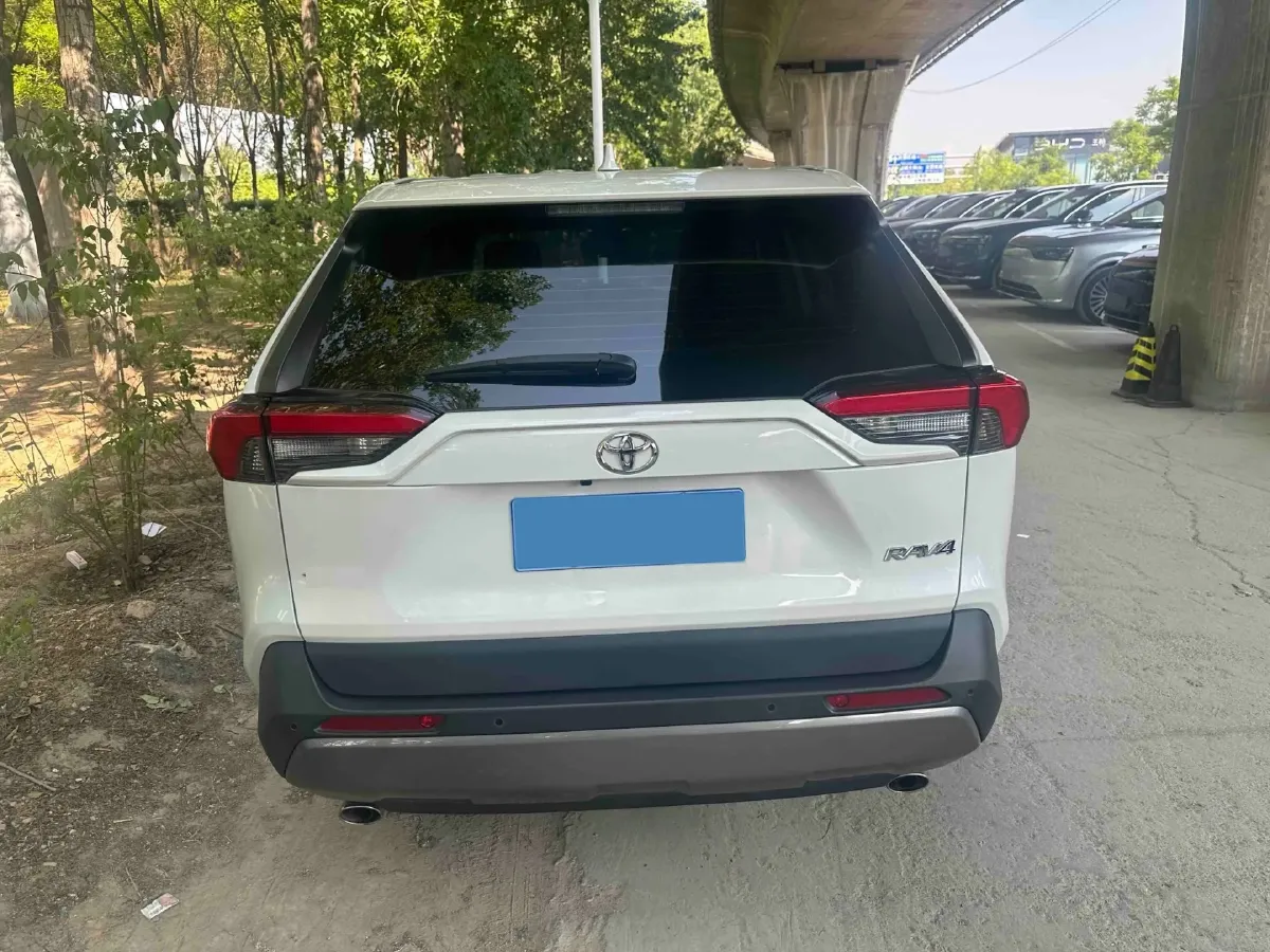 2020 Toyota RAV4 2.0L 171HP L4 CVT,autocango,china used car exporter,china ev exporter,chinese used car exporter,chinese used ev exporter
