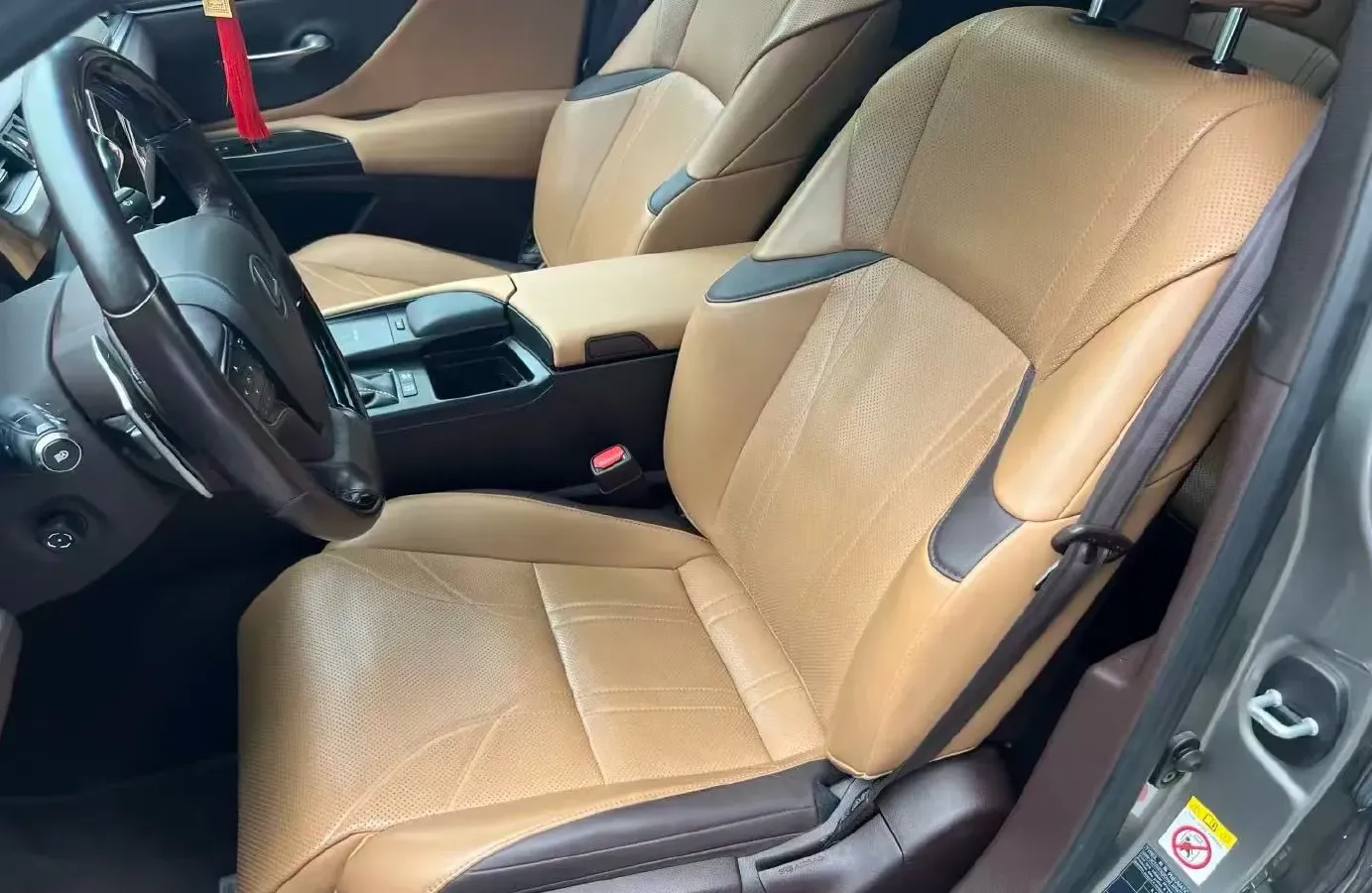 2018 Lexus ES 2.5L 178HP L4 E-CVT Hybrid,autocango,china used car exporter,china ev exporter,chinese used car exporter,chinese used ev exporter