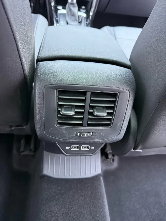 2021 Volkswagen T-Roc 1.4T 150HP L4 7DCT,autocango,china used car exporter,china ev exporter,chinese used car exporter,chinese used ev exporter