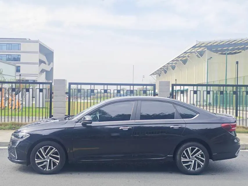 2023 Volkswagen Lavida 1.5T 160HP L4 7DCT,autocango,china used car exporter,china ev exporter,chinese used car exporter,chinese used ev exporter