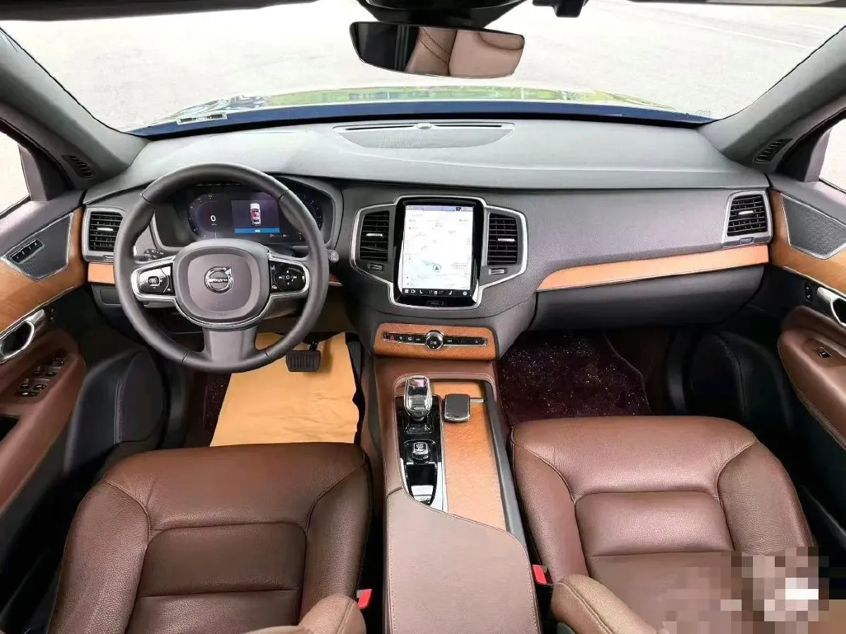 2024 Volvo XC90 2.0T 250HP L4 8AT,autocango,china used car exporter,china ev exporter,chinese used car exporter,chinese used ev exporter