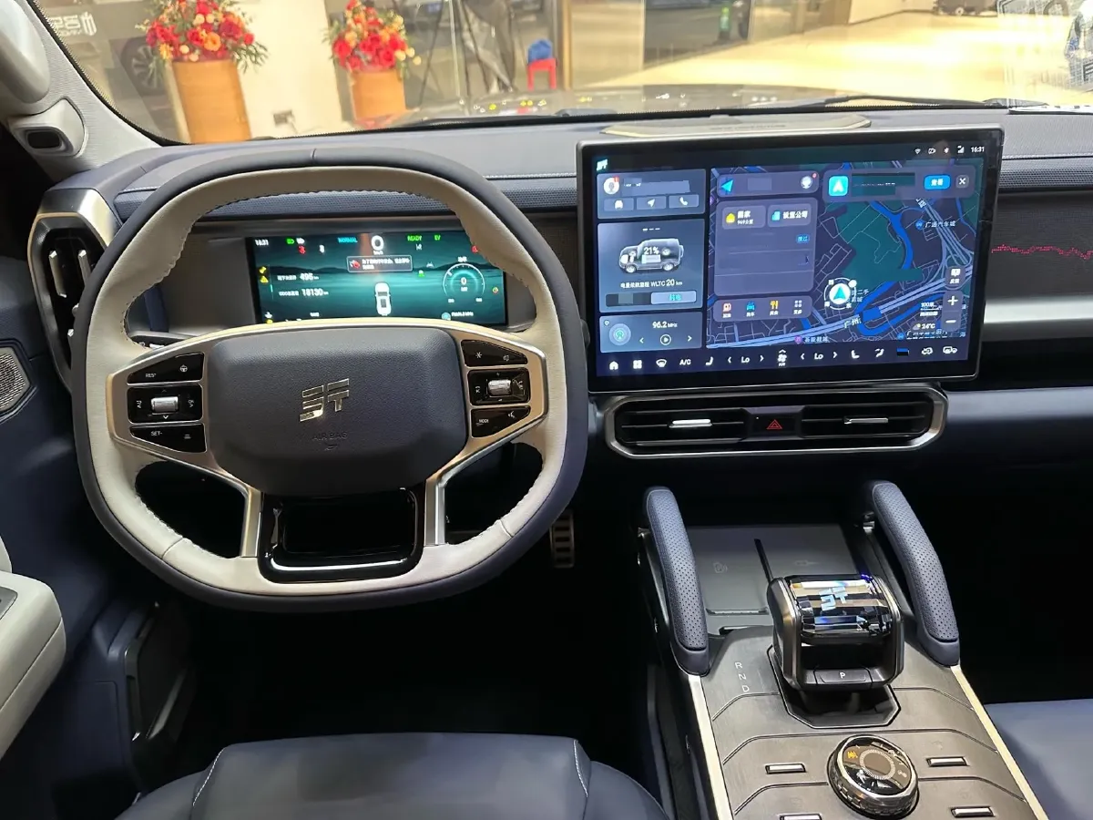 2024 Jetour ShanHai TravellerC-DM 1.5T 156HP L4 3DHT PHEV 26.7KWH,autocango,china used car exporter,china ev exporter,chinese used car exporter,chinese used ev exporter