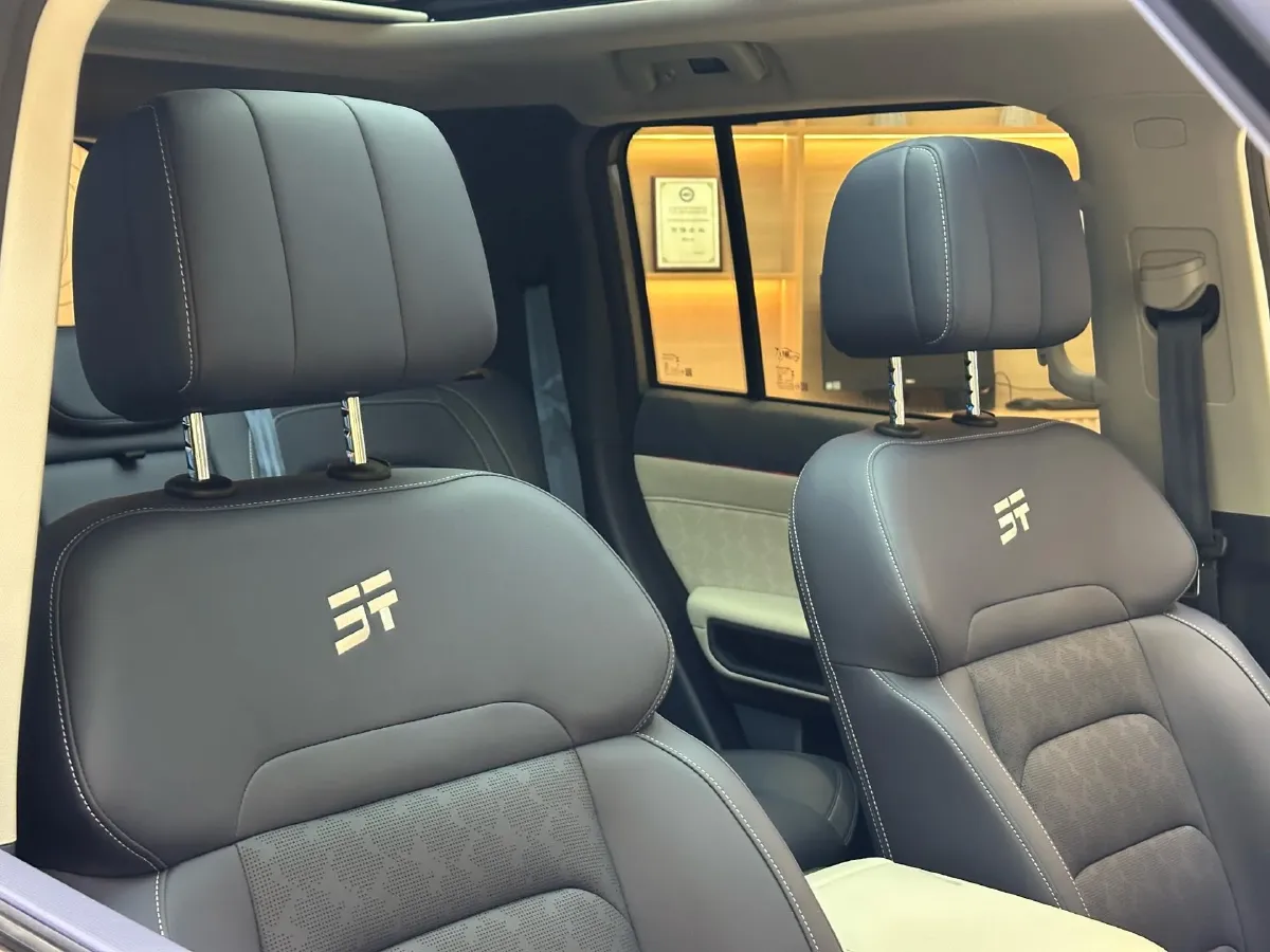 2024 Jetour ShanHai TravellerC-DM 1.5T 156HP L4 3DHT PHEV 26.7KWH,autocango,china used car exporter,china ev exporter,chinese used car exporter,chinese used ev exporter