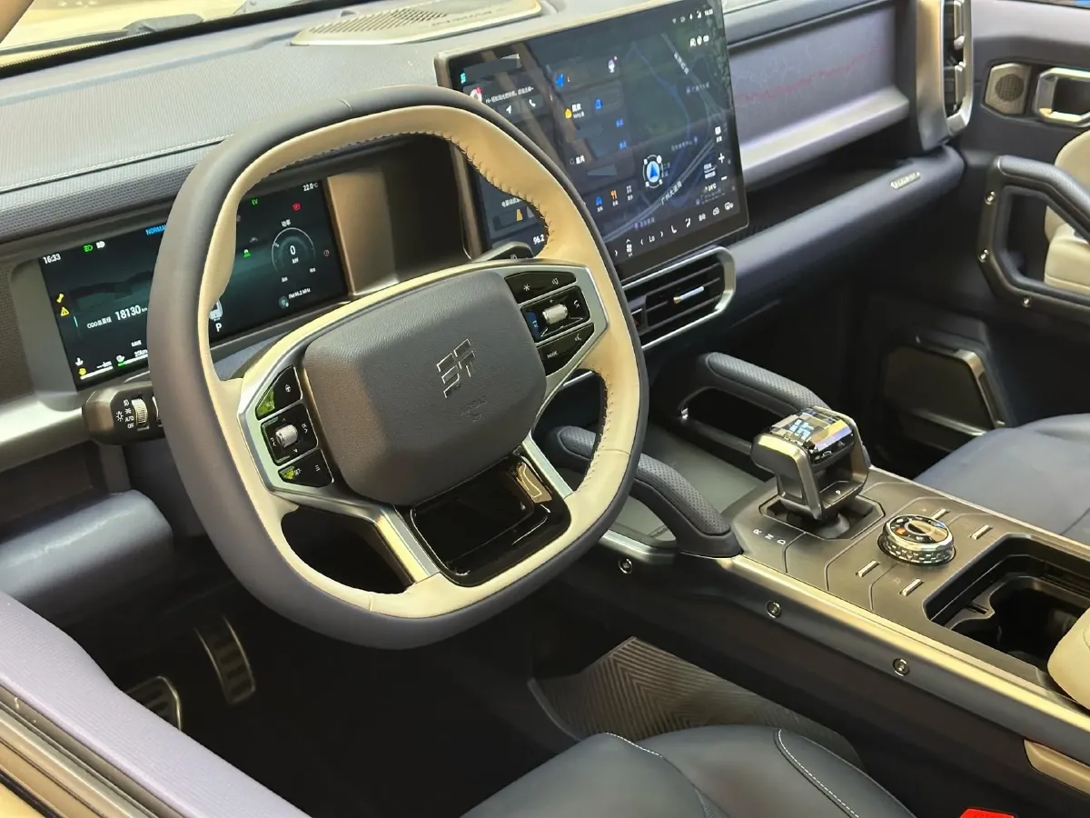 2024 Jetour ShanHai TravellerC-DM 1.5T 156HP L4 3DHT PHEV 26.7KWH,autocango,china used car exporter,china ev exporter,chinese used car exporter,chinese used ev exporter