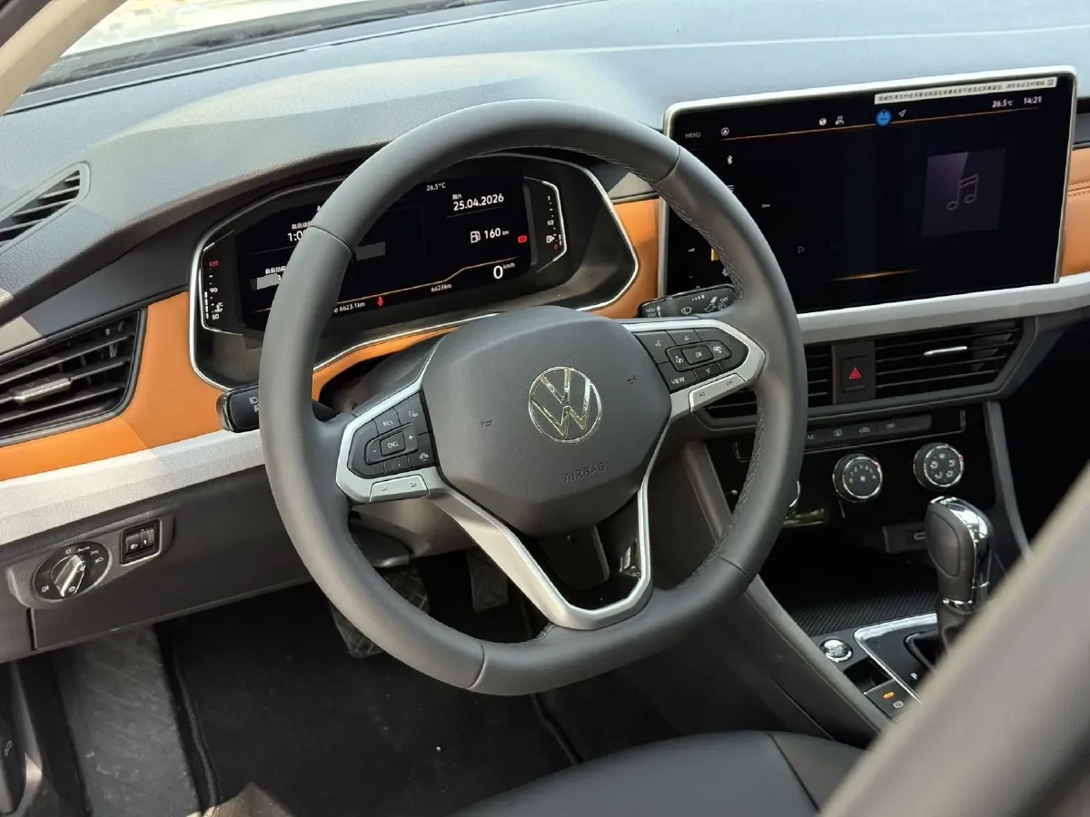 2025 Volkswagen Bora 1.2T 116HP L4 7DCT,autocango,china used car exporter,china ev exporter,chinese used car exporter,chinese used ev exporter