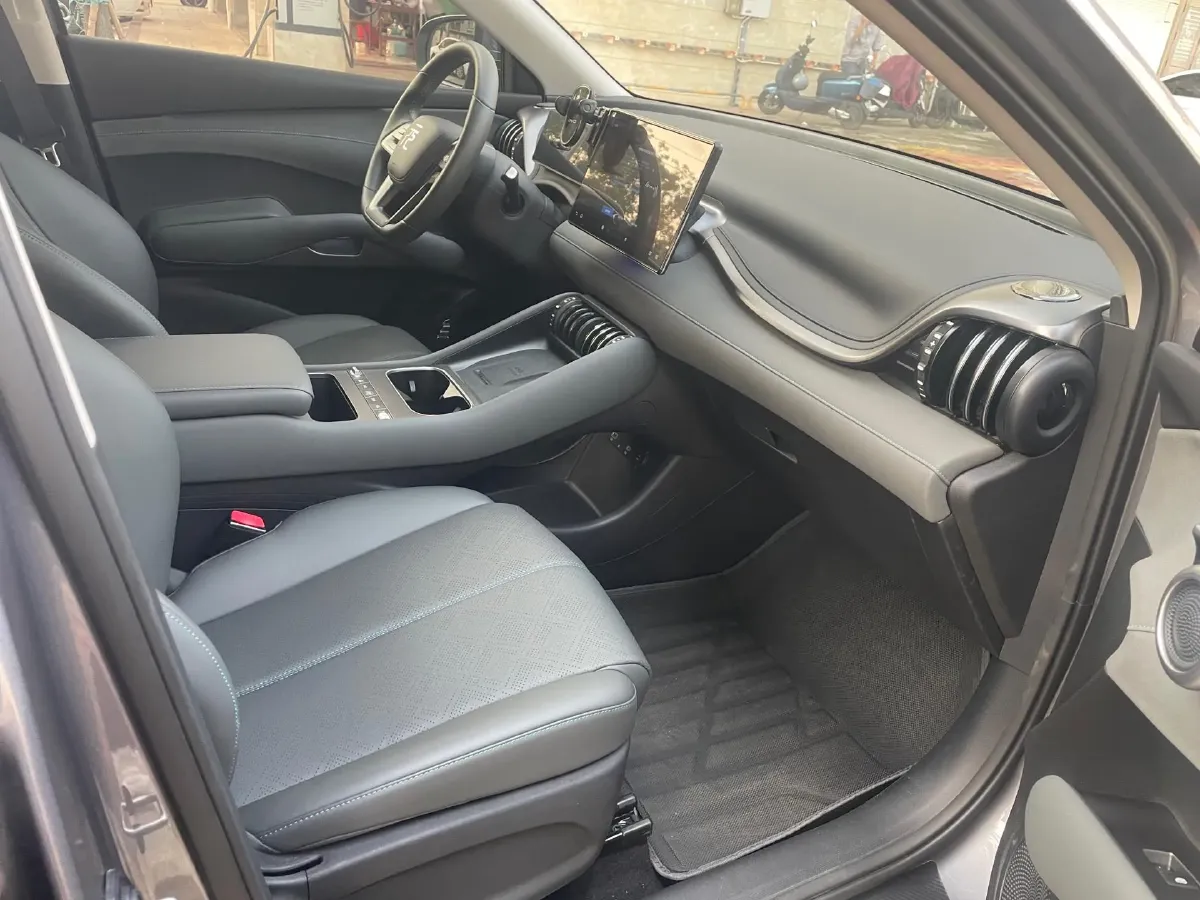 2025 BYD Yuan Plus BEV 60.48KWH,autocango,china used car exporter,china ev exporter,chinese used car exporter,chinese used ev exporter