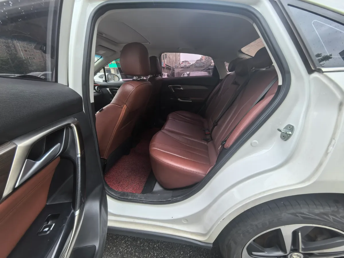 2018 BeiJing Auto EU5 BEV 53.66KWH,autocango,china used car exporter,china ev exporter,chinese used car exporter,chinese used ev exporter