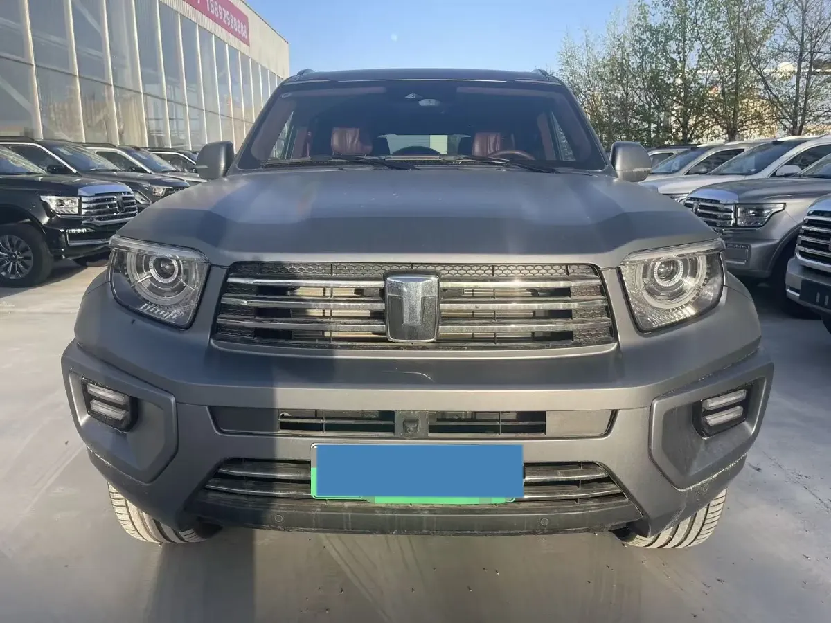2024 Tank 700 3.0T 360HP V6 9AT PHEV 37.1KWH,autocango,china used car exporter,china ev exporter,chinese used car exporter,chinese used ev exporter