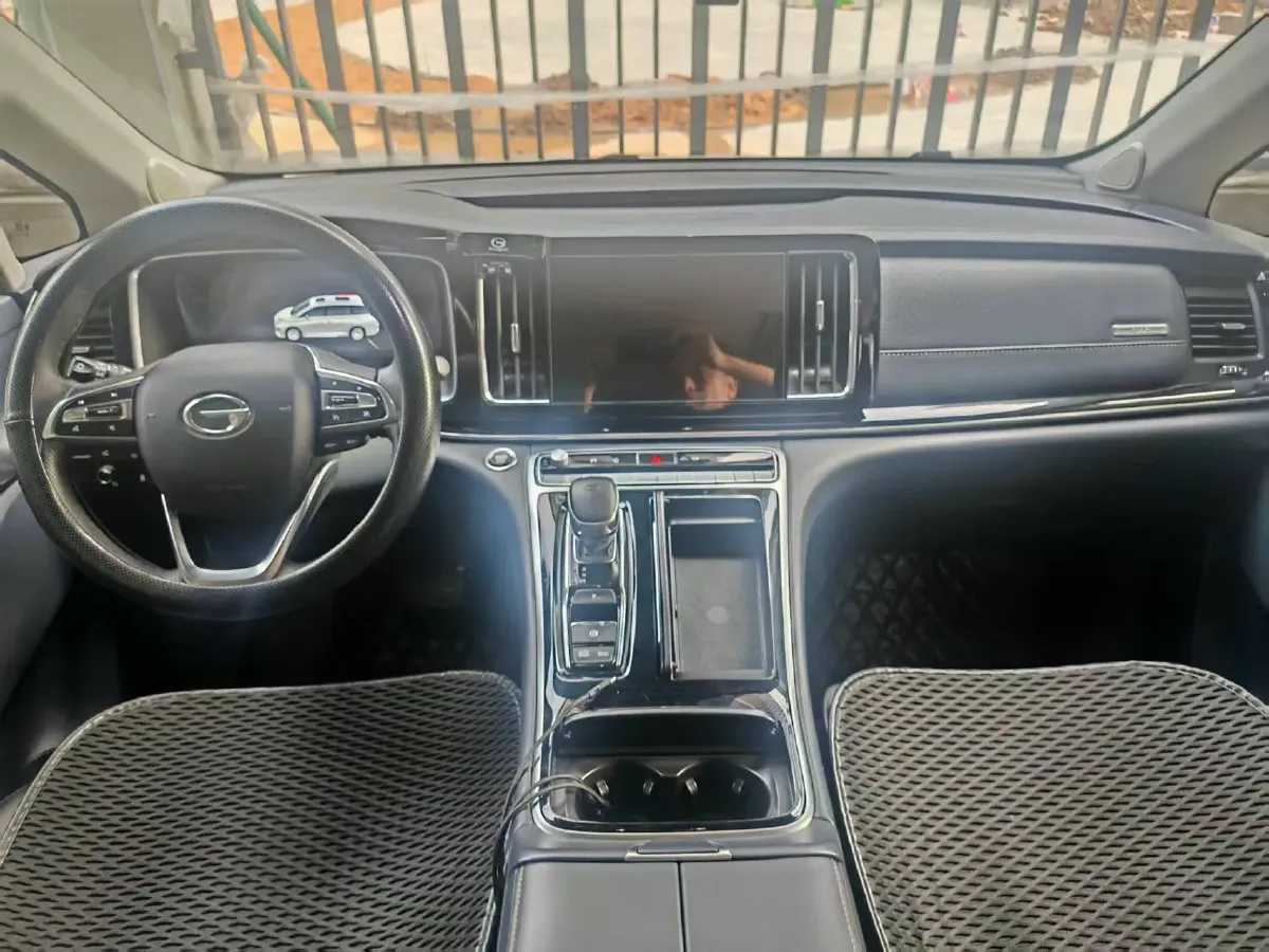 2021 GAC Trumpchi M8 2.0T 252HP L4 8AT,autocango,china used car exporter,china ev exporter,chinese used car exporter,chinese used ev exporter