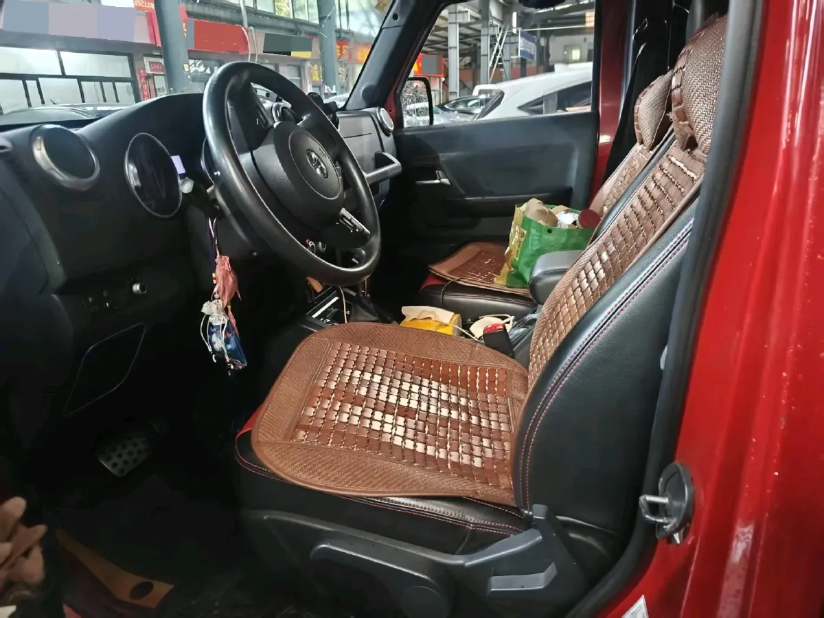 2016 Beijing BJ40 2.3T 250HP L4 6AT,autocango,china used car exporter,china ev exporter,chinese used car exporter,chinese used ev exporter