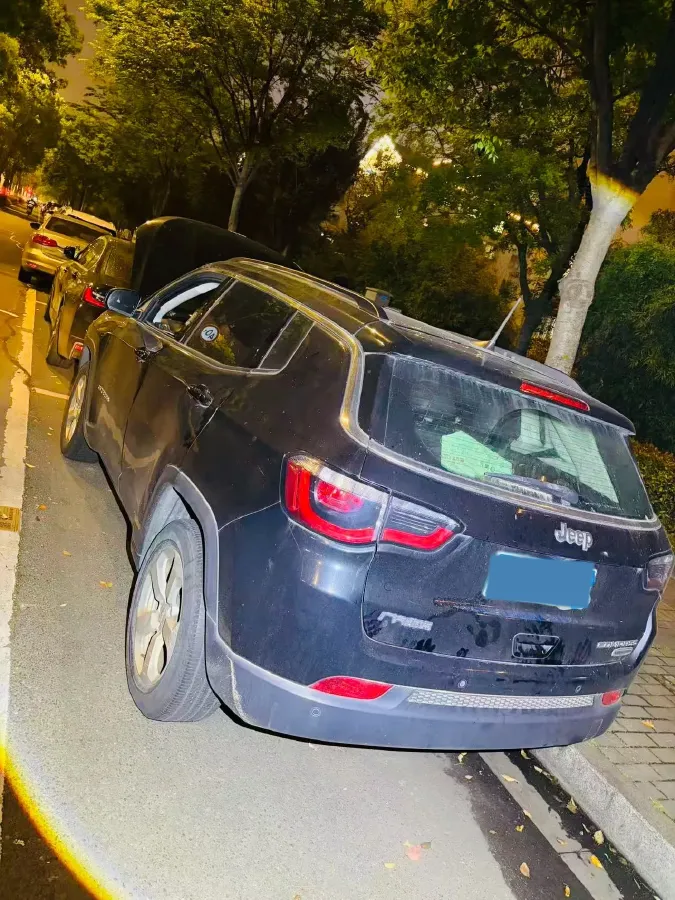 2017 Jeep Compass 1.4T 165HP L4 7DCT,autocango,china used car exporter,china ev exporter,chinese used car exporter,chinese used ev exporter