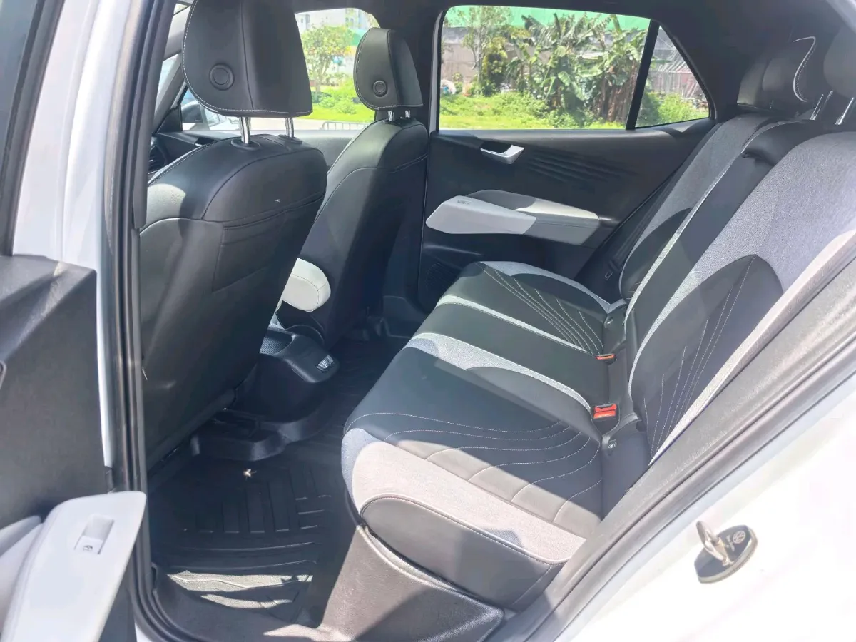 2022 Volkswagen ID.3 BEV 57.3KWH,autocango,china used car exporter,china ev exporter,chinese used car exporter,chinese used ev exporter
