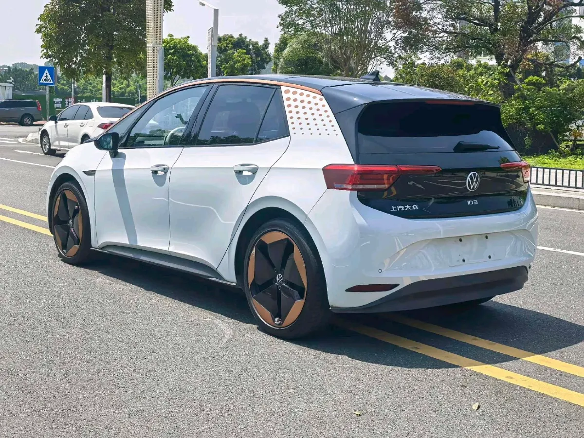 2022 Volkswagen ID.3 BEV 57.3KWH,autocango,china used car exporter,china ev exporter,chinese used car exporter,chinese used ev exporter