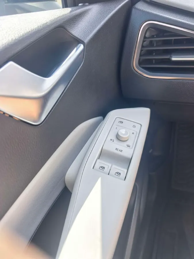 2022 Volkswagen ID.3 BEV 57.3KWH,autocango,china used car exporter,china ev exporter,chinese used car exporter,chinese used ev exporter