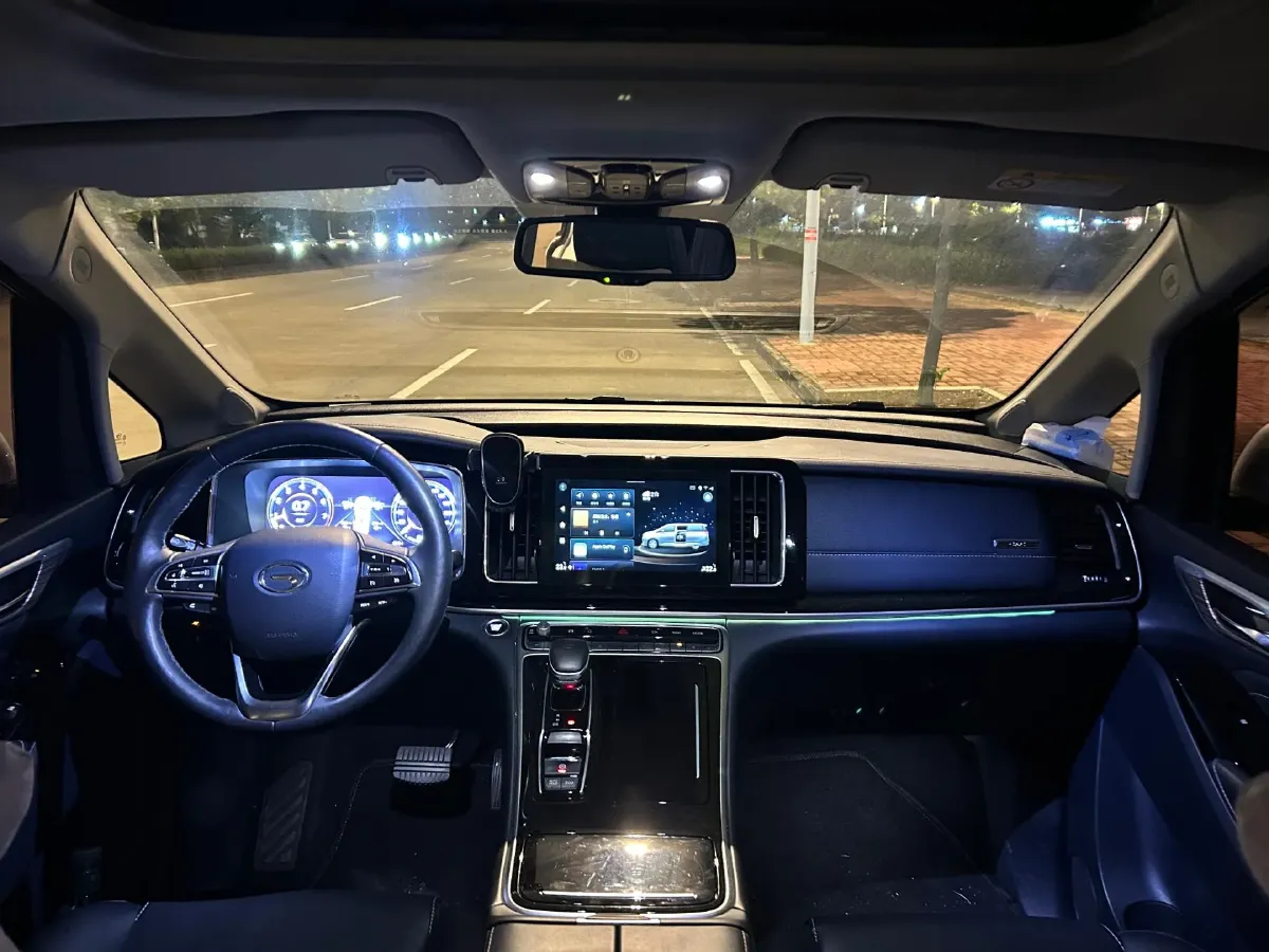 2023 GAC Trumpchi M8 2.0T 252HP L4 8AT,autocango,china used car exporter,china ev exporter,chinese used car exporter,chinese used ev exporter