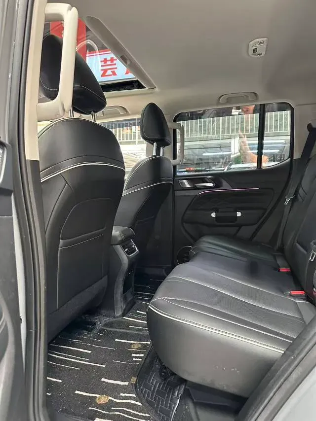 2021 Tank 300 2.0T 227HP L4 8AT,autocango,china used car exporter,china ev exporter,chinese used car exporter,chinese used ev exporter