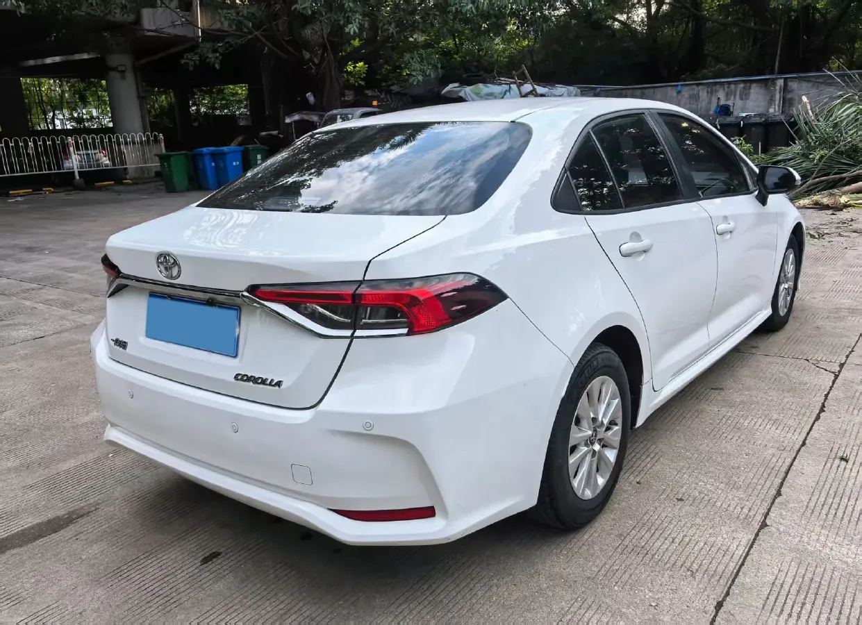 2021 Toyota Corolla 1.2T 116HP L4 CVT,autocango,china used car exporter,china ev exporter,chinese used car exporter,chinese used ev exporter
