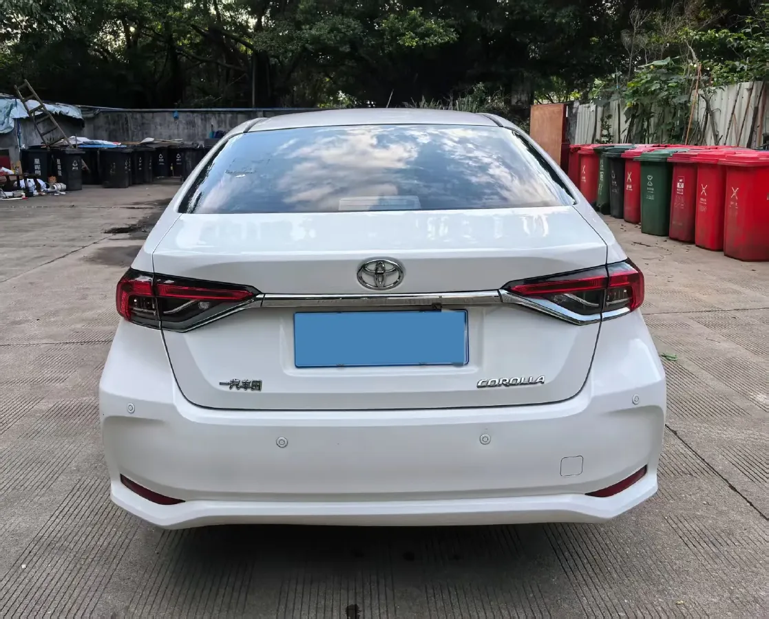 2021 Toyota Corolla 1.2T 116HP L4 CVT,autocango,china used car exporter,china ev exporter,chinese used car exporter,chinese used ev exporter
