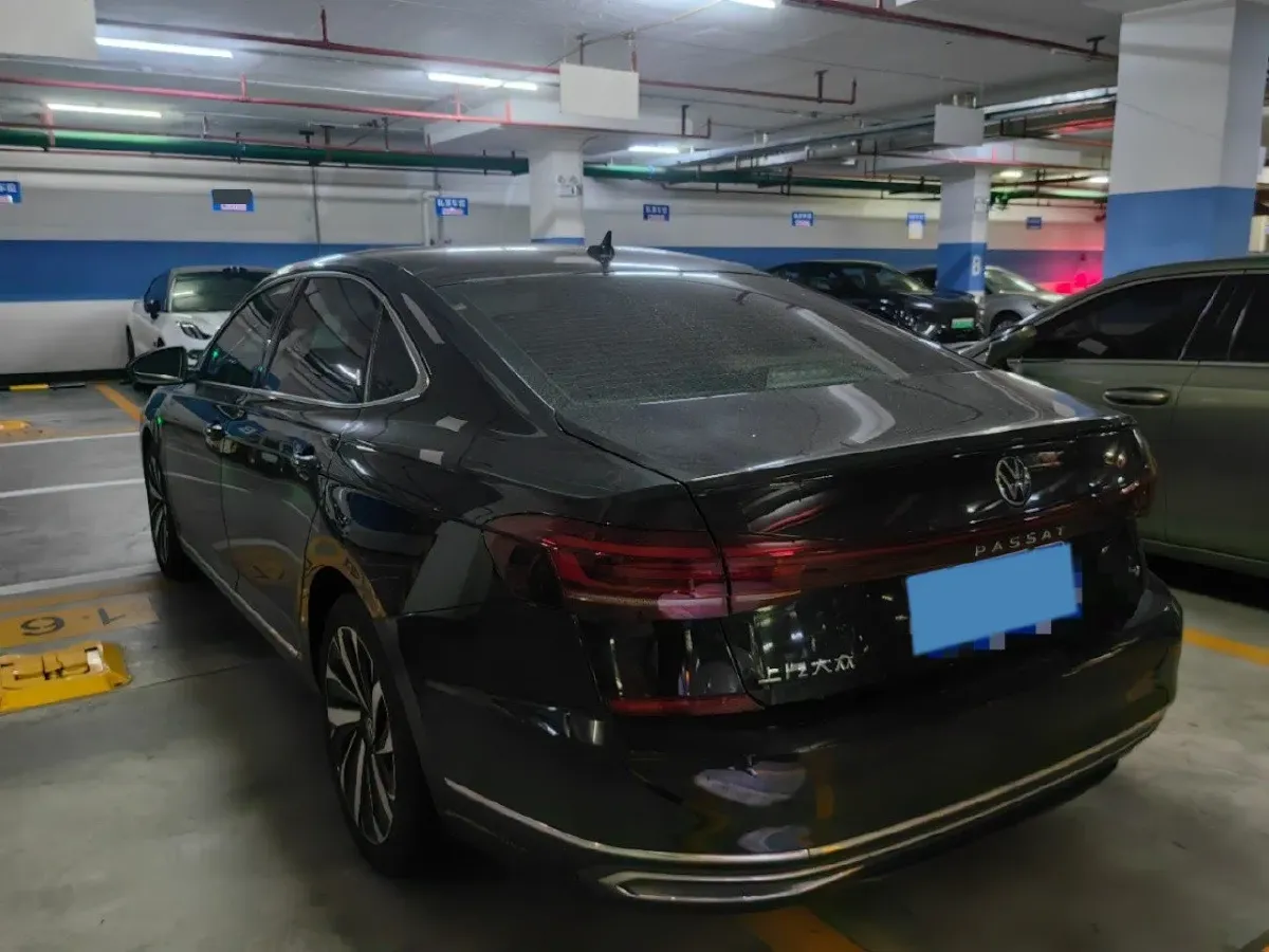 2023 Volkswagen Passat 2.0T 186HP L4 7DCT,autocango,china used car exporter,china ev exporter,chinese used car exporter,chinese used ev exporter
