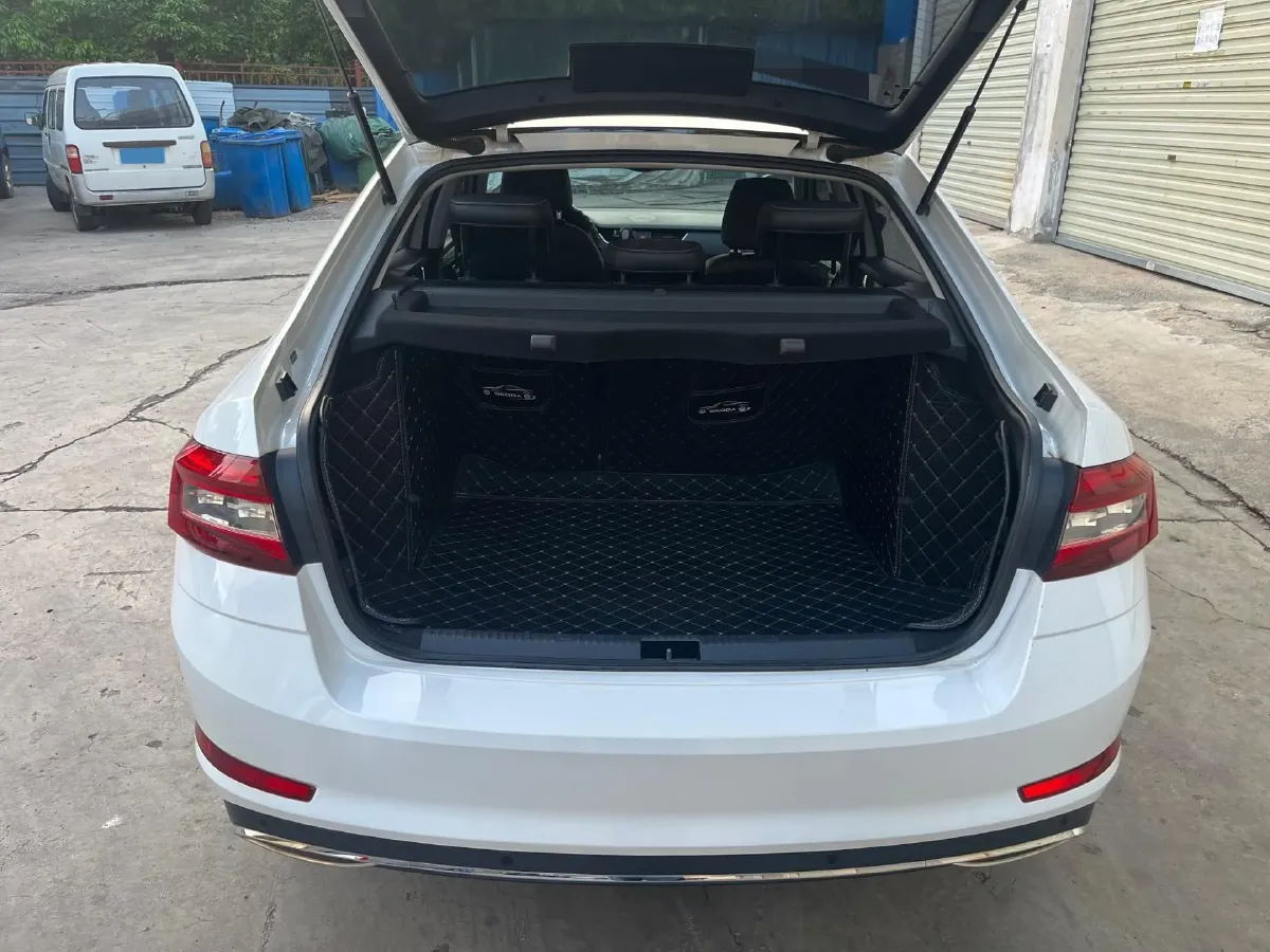 2019 Skoda Octavia 1.4T 150HP L4 7DCT,autocango,china used car exporter,china ev exporter,chinese used car exporter,chinese used ev exporter