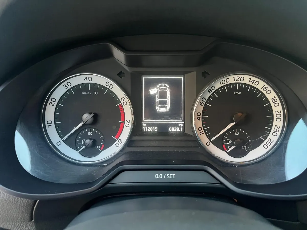 2019 Skoda Octavia 1.4T 150HP L4 7DCT,autocango,china used car exporter,china ev exporter,chinese used car exporter,chinese used ev exporter