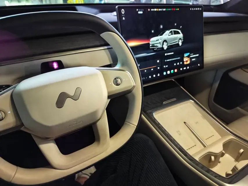 2025 ONVO L90 BEV,autocango,china used car exporter,china ev exporter,chinese used car exporter,chinese used ev exporter