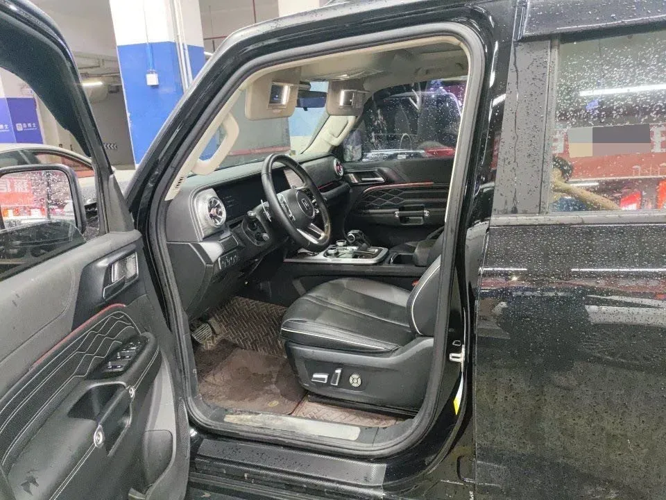 2023 Tank 300 2.0T 227HP L4 8AT,autocango,china used car exporter,china ev exporter,chinese used car exporter,chinese used ev exporter