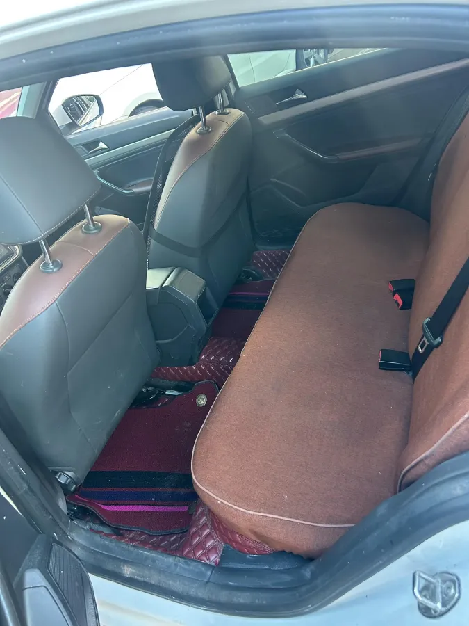 2019 Jetour X90 1.5T 147HP L4 6MT,autocango,china used car exporter,china ev exporter,chinese used car exporter,chinese used ev exporter