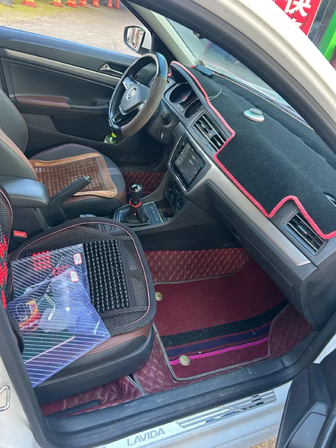 2019 Jetour X90 1.5T 147HP L4 6MT,autocango,china used car exporter,china ev exporter,chinese used car exporter,chinese used ev exporter