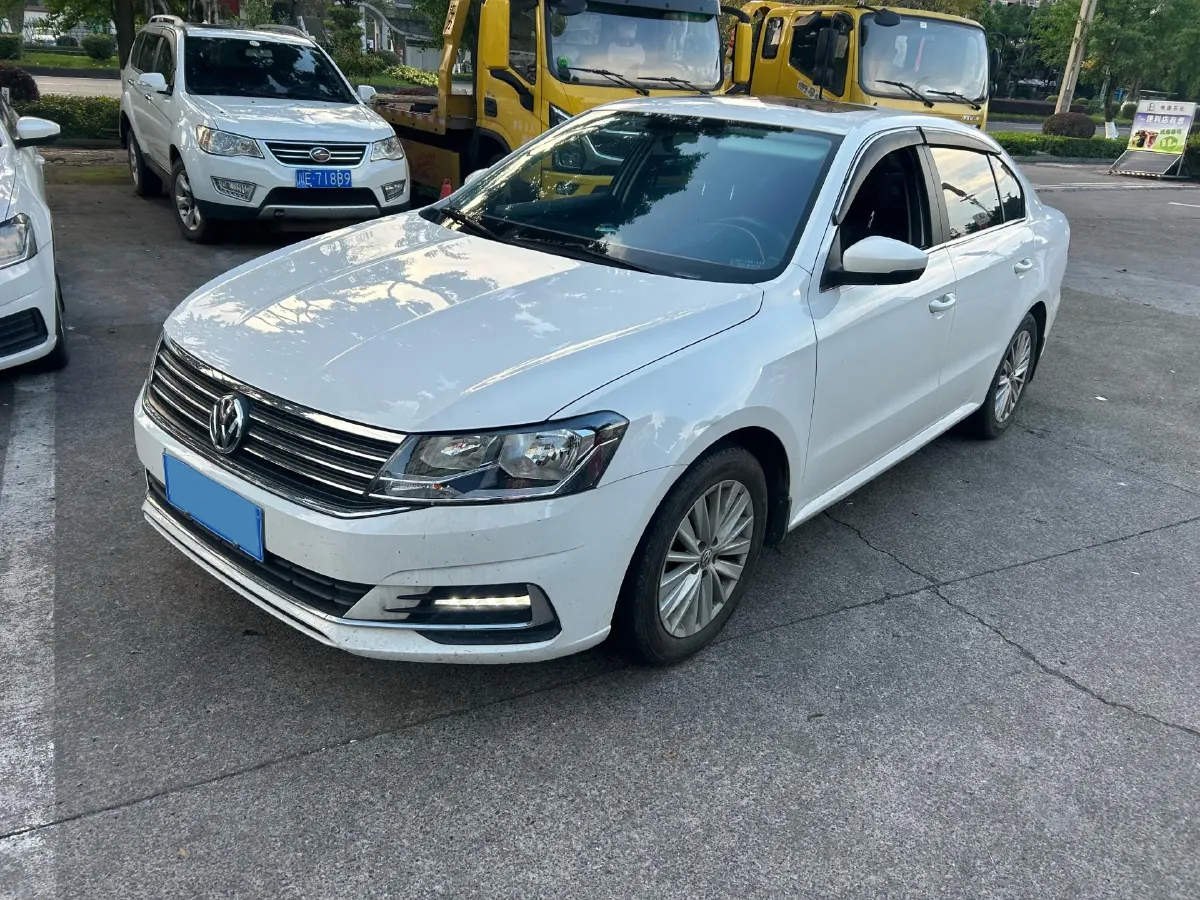 2019 Jetour X90 1.5T 147HP L4 6MT,autocango,china used car exporter,china ev exporter,chinese used car exporter,chinese used ev exporter